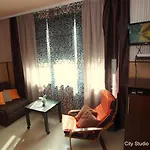 Rent 아파트