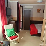 Rent 아파트
